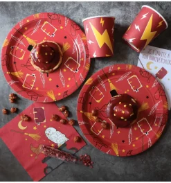 8 assiettes Sorcier