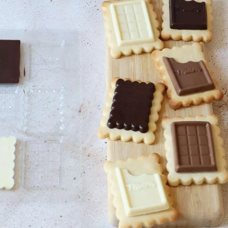 Biscuits school - Emporte-pièce et moule à chocolat pour goûters gourmands