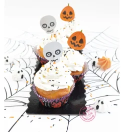 24 caissettes + 24 cake toppers Halloween