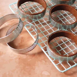 4 cercles à tartelettes perforés ronds 8 cm