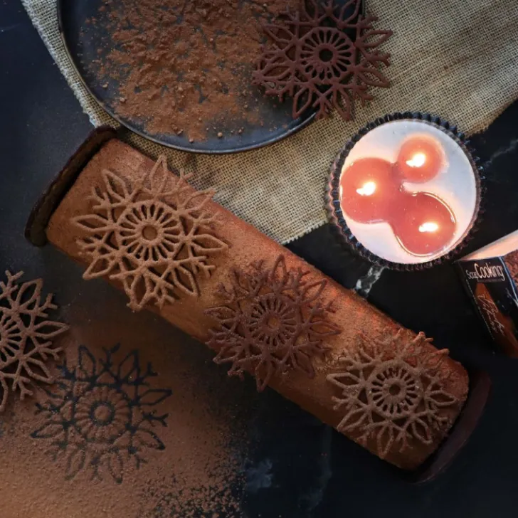 Coffret bûche de Noël effet velours - Moules, accessoires & ingrédients