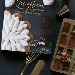 Coffret cadeau pâtisserie à offrir - livre & ustensiles