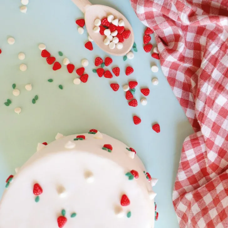 Décors sucrés tarte aux fraises meringuée 30g