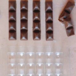 Moule barres chocolatées croustillantes et noisette