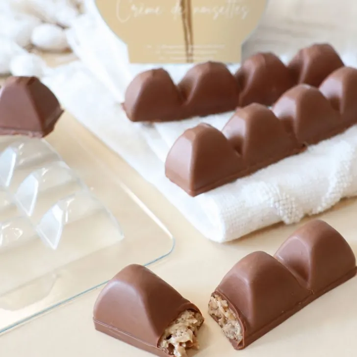 Moule barres chocolatées croustillantes et noisette