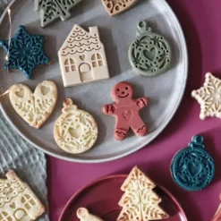 Moule en silicone pour biscuits & sablés de Noël - 12 empreintes