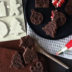 Moule en silicone pour biscuits & sablés de Noël - 12 empreintes
