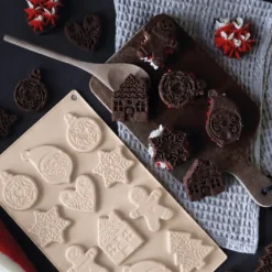 Moule en silicone pour biscuits & sablés de Noël - 12 empreintes