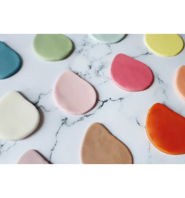 Pâte à sucre colorant d'origine naturelle Blush 250g