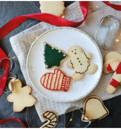 Seau 18 emporte-pièces de Noël pour biscuits et sablés