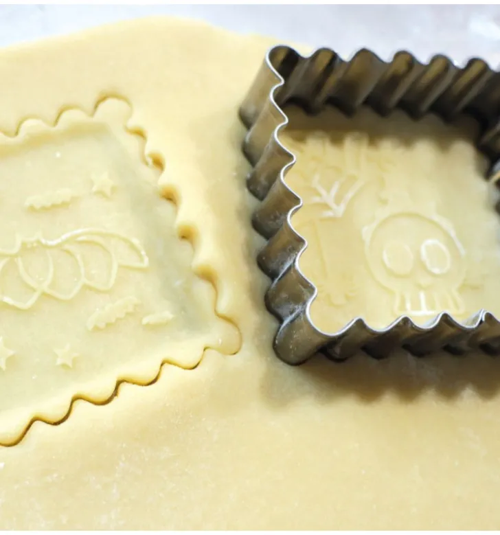 Tampon à biscuits Halloween et emporte pièce